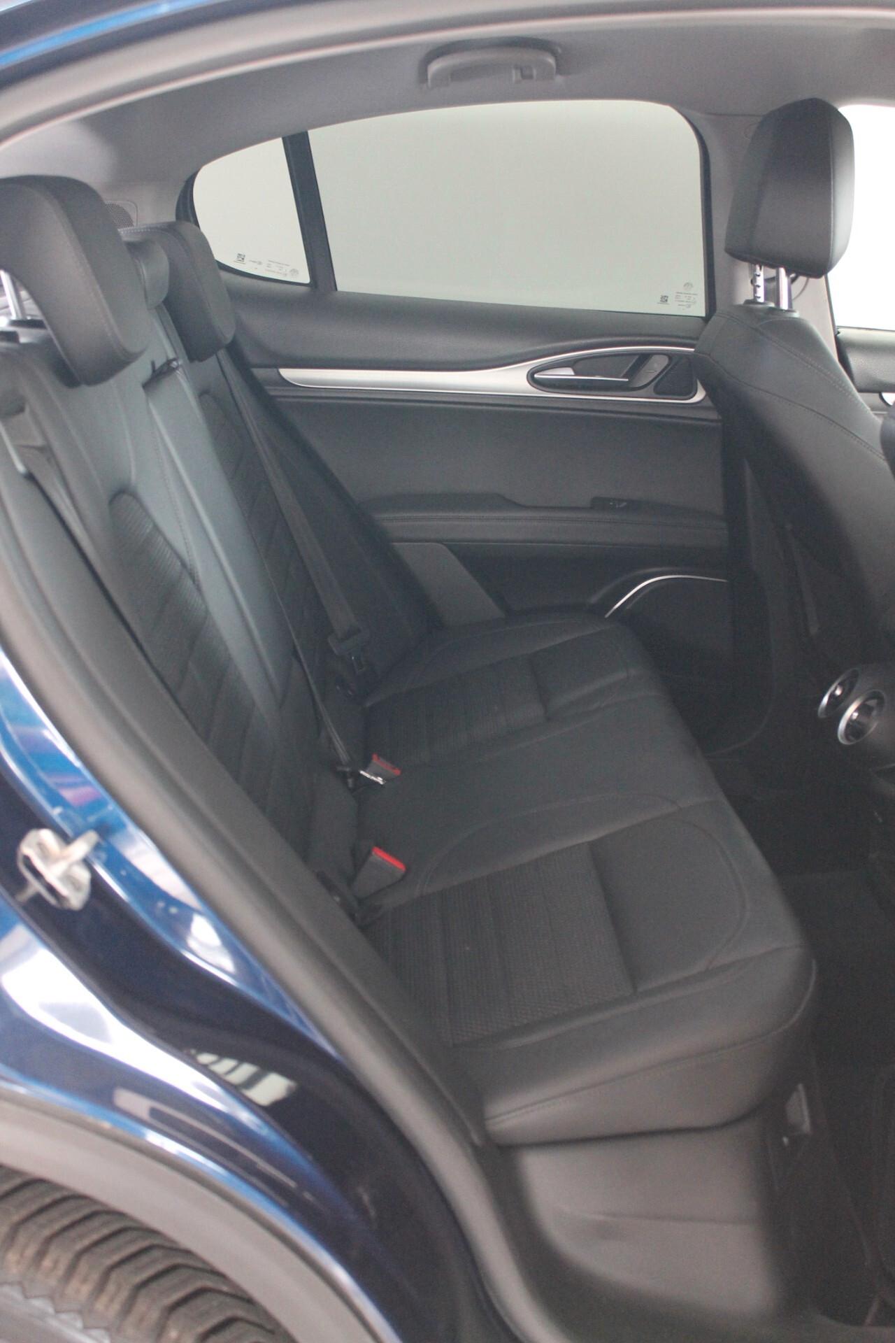 Alfa Romeo Stelvio 2.2 Turbodiesel 190 CV AT8 Q4 Super