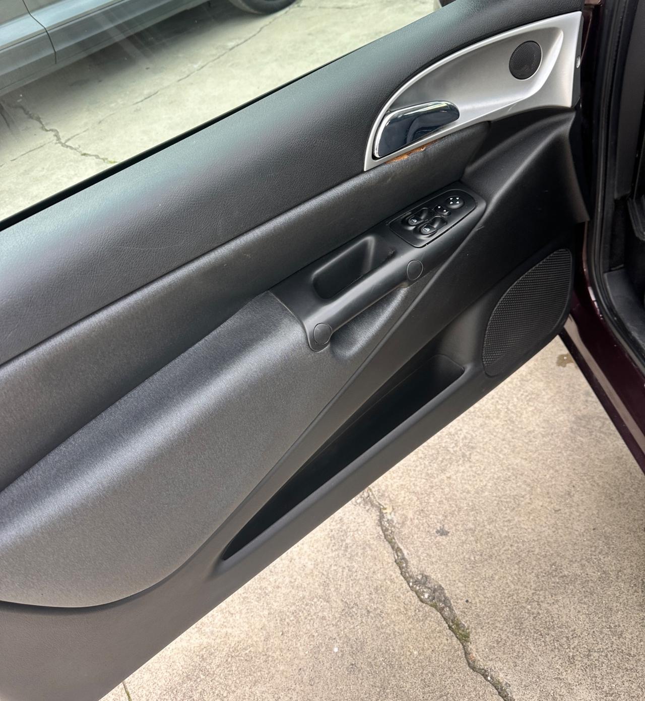 Lancia Ypsilon 1.3 MJT 75 CV 3p Platino