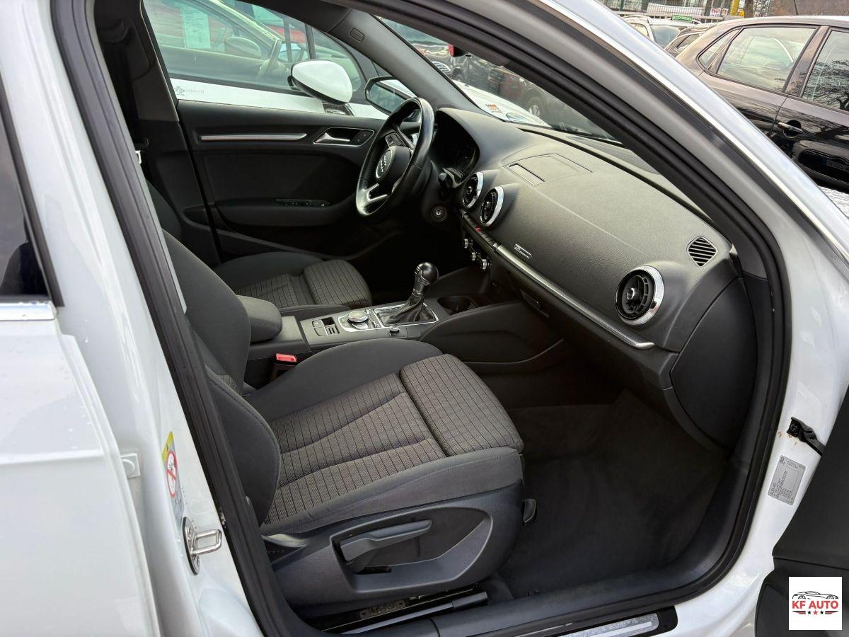 AUDI - A3 Sportback Sportback 30 1.6 tdi Business 116cv s-tronic my19