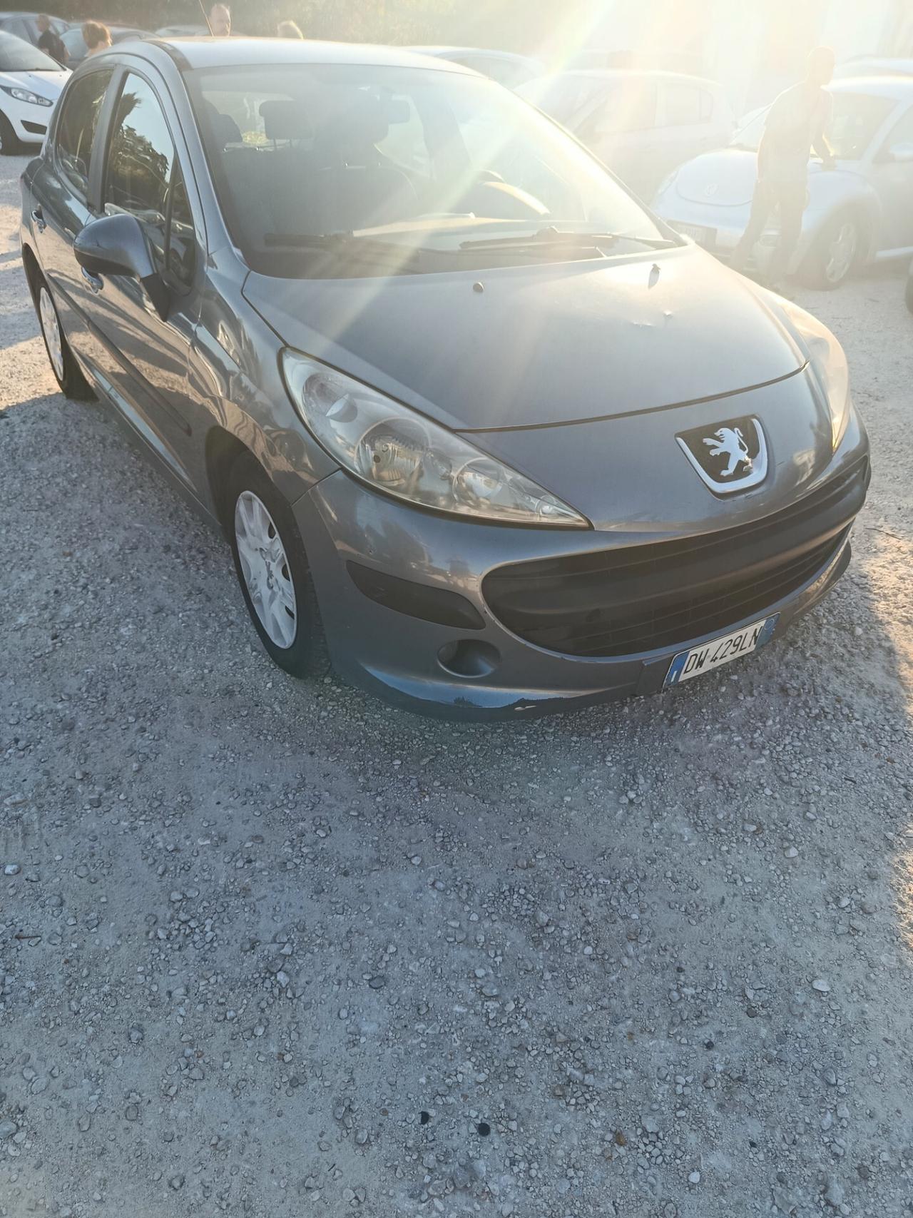 Peugeot 207 1.4 8V 75CV 5p. X Line ECO GPL