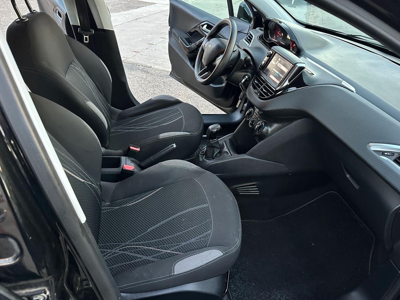 Peugeot 208 1.4 e-HDi 68CV Stop&Start 5 porte Allure 2013