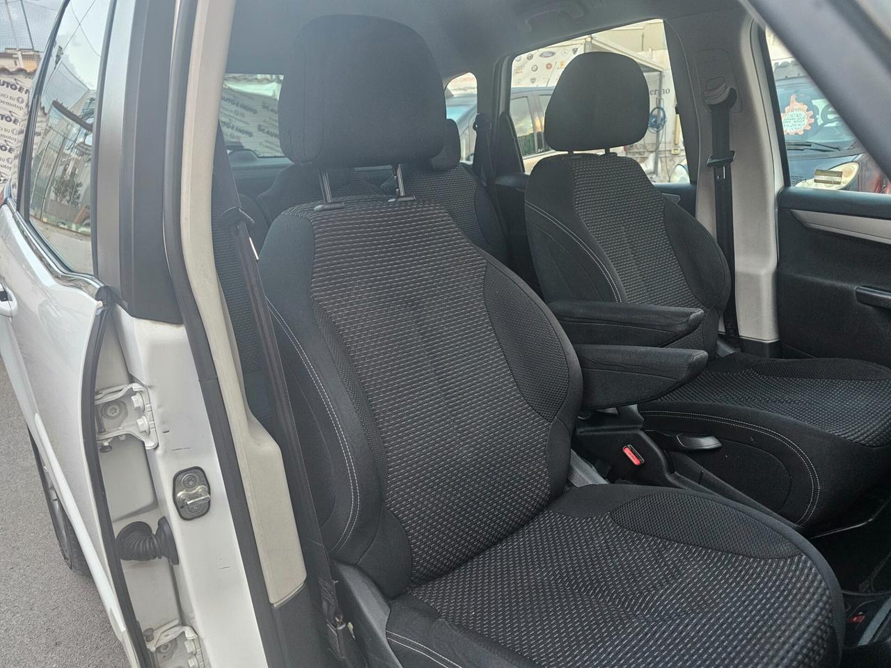 Citroen C4 Picasso 1.6 HDi 112CV..Automatica.2013