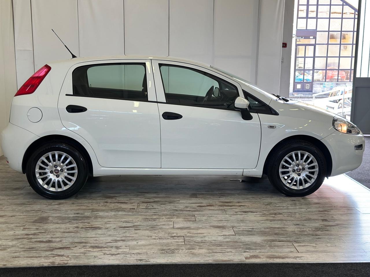 Fiat Punto 1.2 Benzina 8V 5 porte Street Ok Neopatentati
