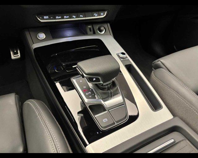 AUDI Q5 SPB 40 TDI quattro S tronic S line