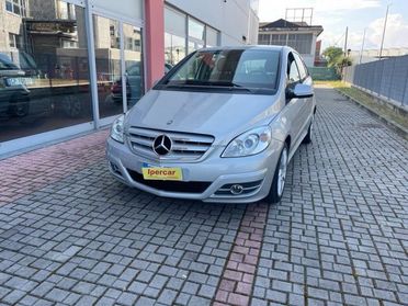 MERCEDES-BENZ B 200 CDI Sport