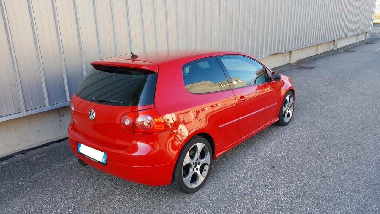 Volkswagen Golf GTI 2.0 16V FSI 3p. Sportline