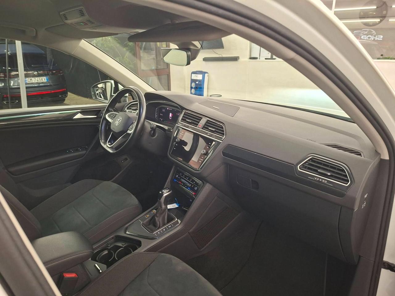 Volkswagen Tiguan 2.0 TDI 150 CV SCR DSG Elegance