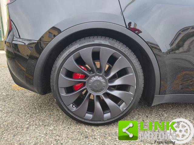 TESLA Model Y Performance AWD