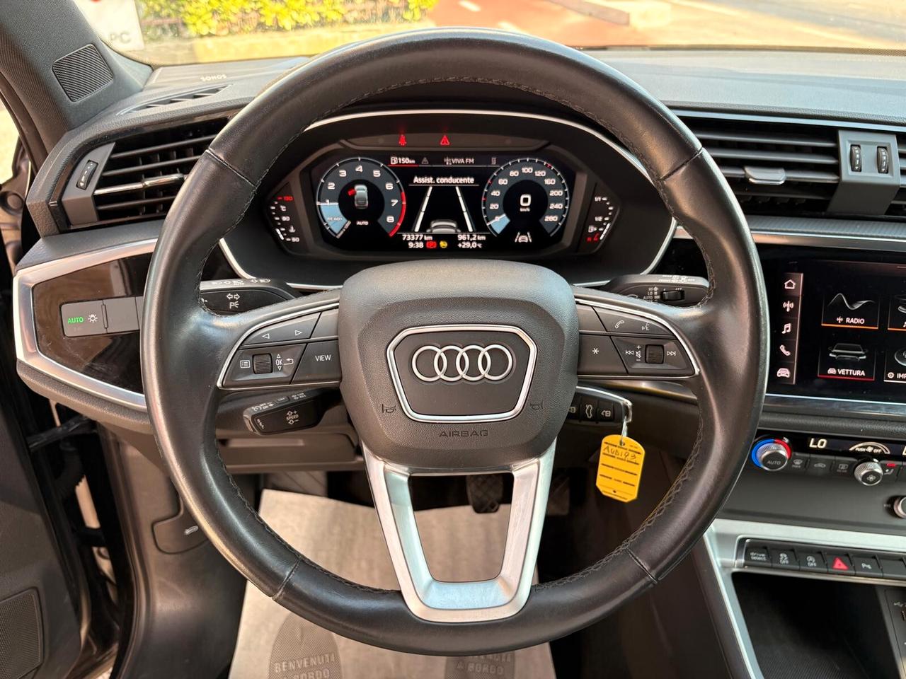 Audi Q3 35 TFSI Business Advanced Black Edition