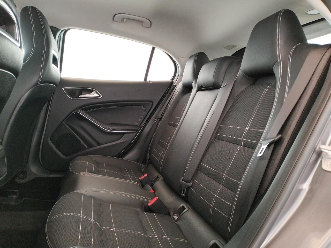 Mercedes-benz GLA 200 d Sport