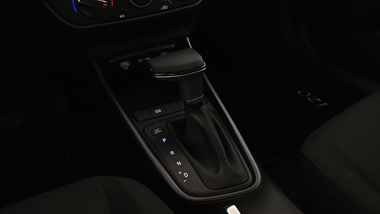 HYUNDAI i20 III 2023 - i20 1.0 t-gdi Connectline 90cv dct