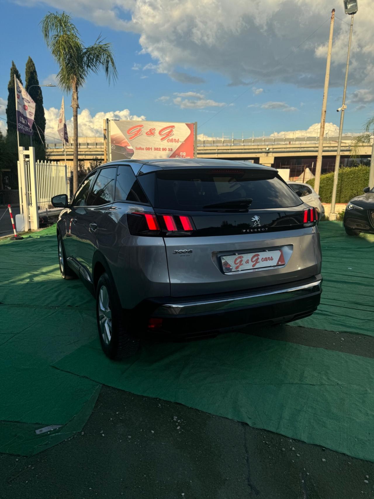 Peugeot 3008 BlueHDi 130 S&S EAT8 Business