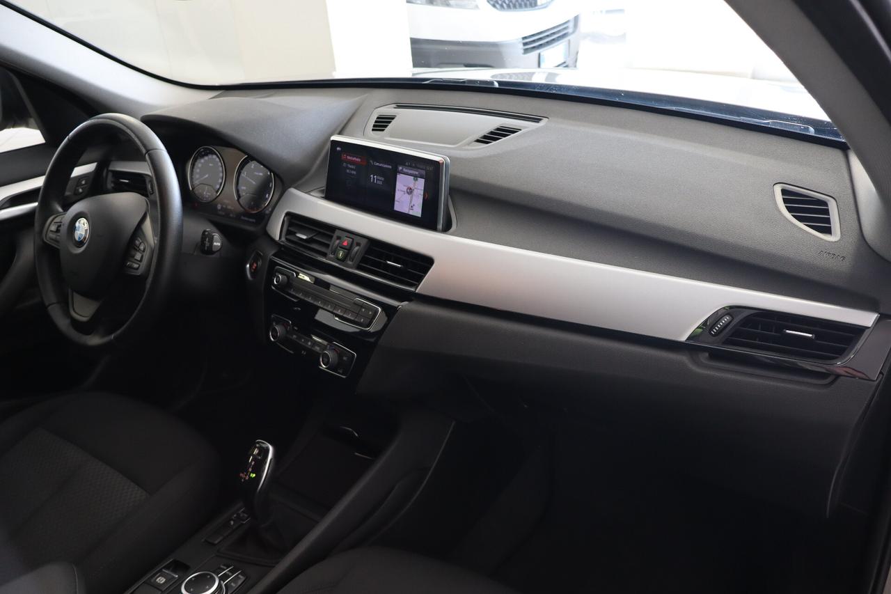 BMW X1 SDRIVE 18d sDrive18D BUSINESS ADVANTAGE STEPTRONIC