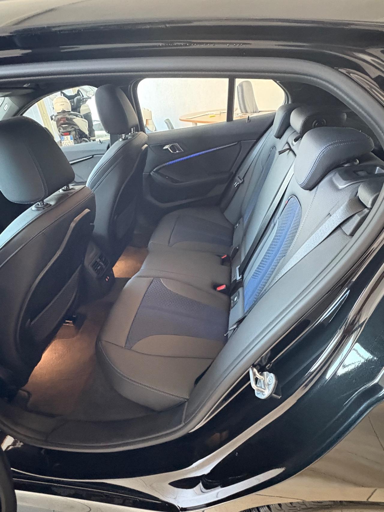 Bmw 120 120d 5p. Msport