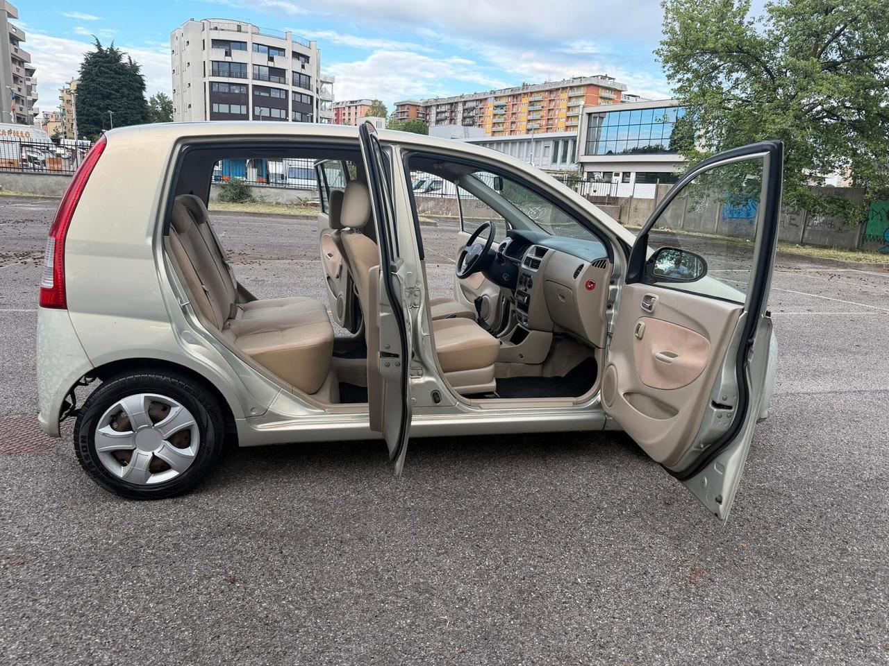 Daihatsu Cuore 1.0 12V 5 porte SX