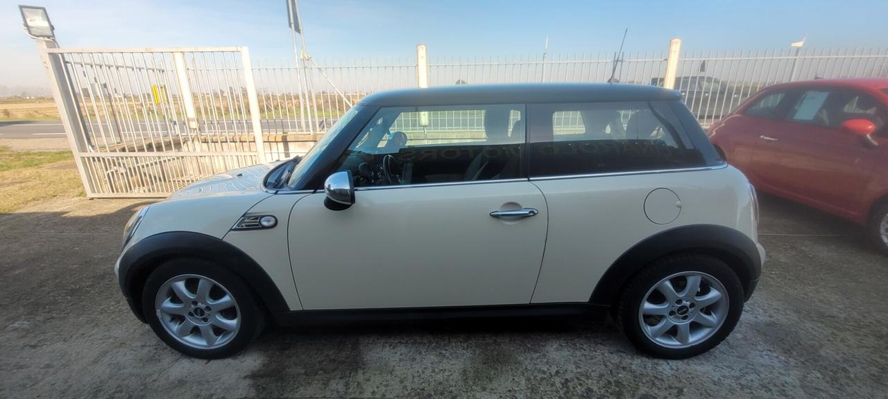 Mini 1.6 16V Cooper D 50 Mayfair