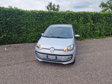 Volkswagen up 1.0 75cv 51000km