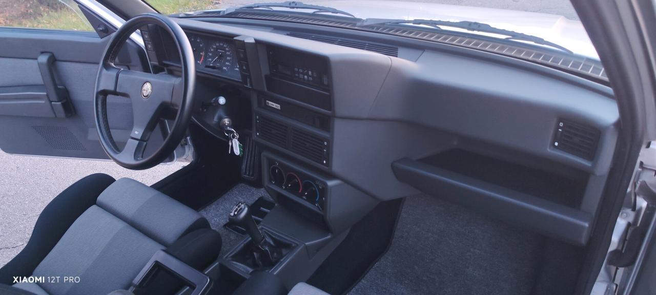 Alfa Romeo 75 1.8 TURBO (SERIE LIMITATA A.S.N)