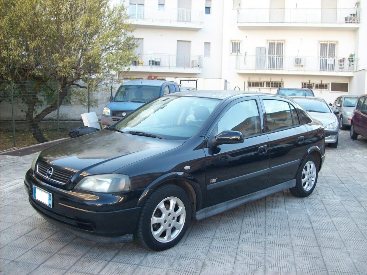 Opel Astra 1.7 DTI 75CV 5 porte 'Njoy
