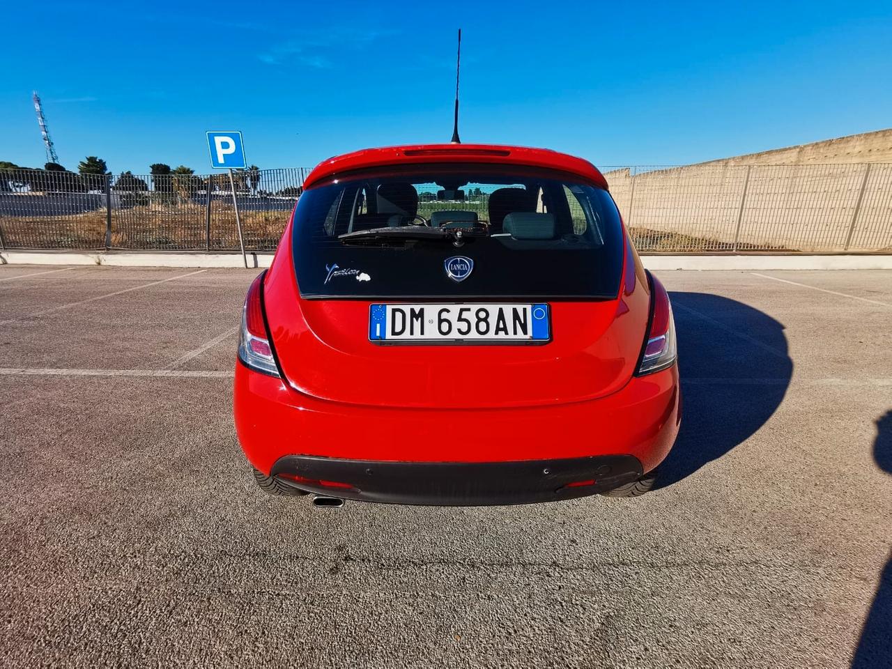 Lancia Ypsilon 1.3 MJT 16V 95 CV 5P. S&S Silver