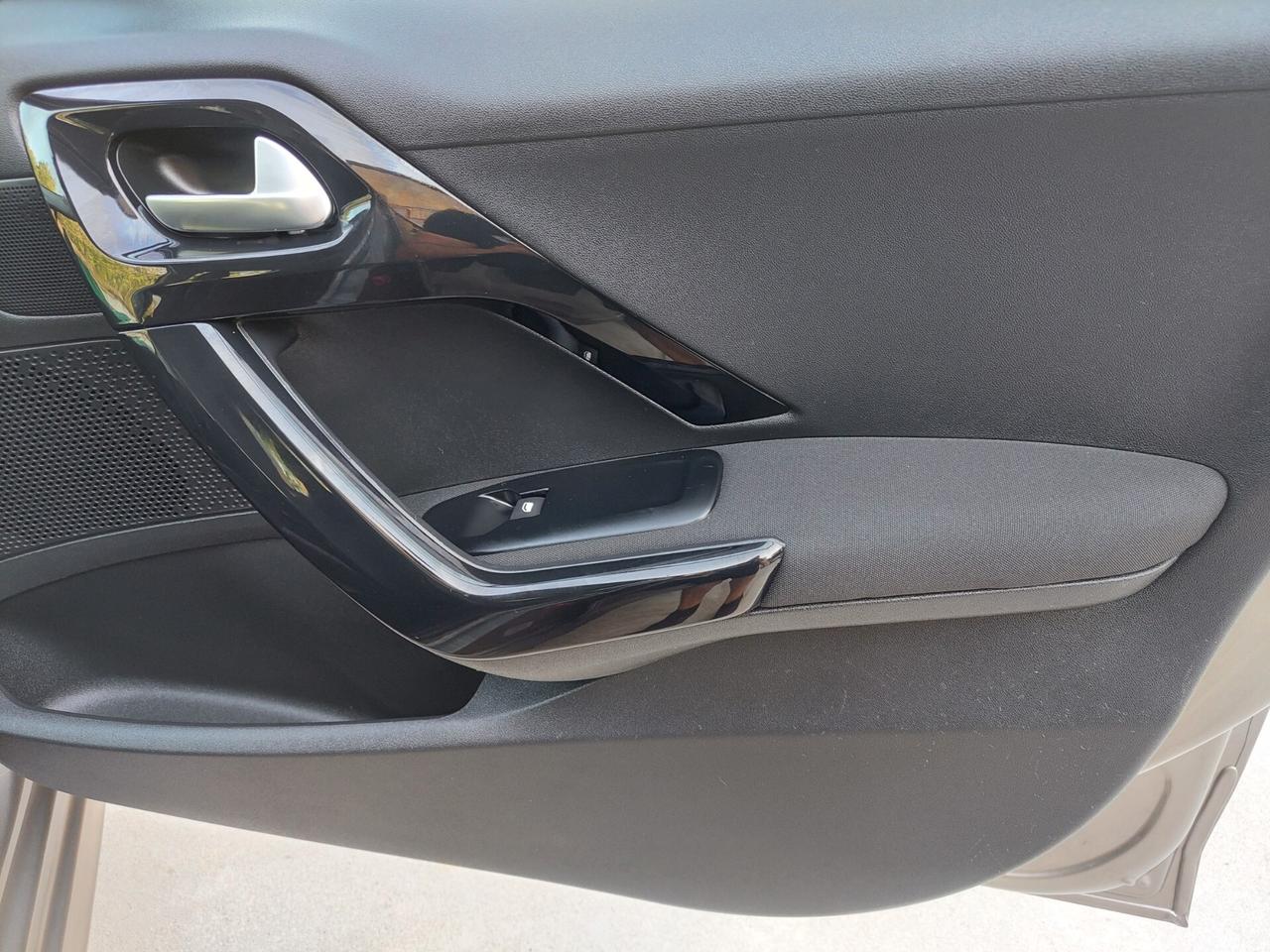 Peugeot 208 PureTech 68 5 porte Active