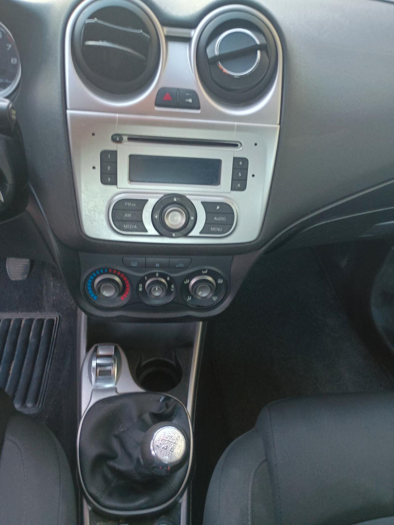 Alfa Romeo MiTo 1.4 T 135 CV M.air S&S Distinctive