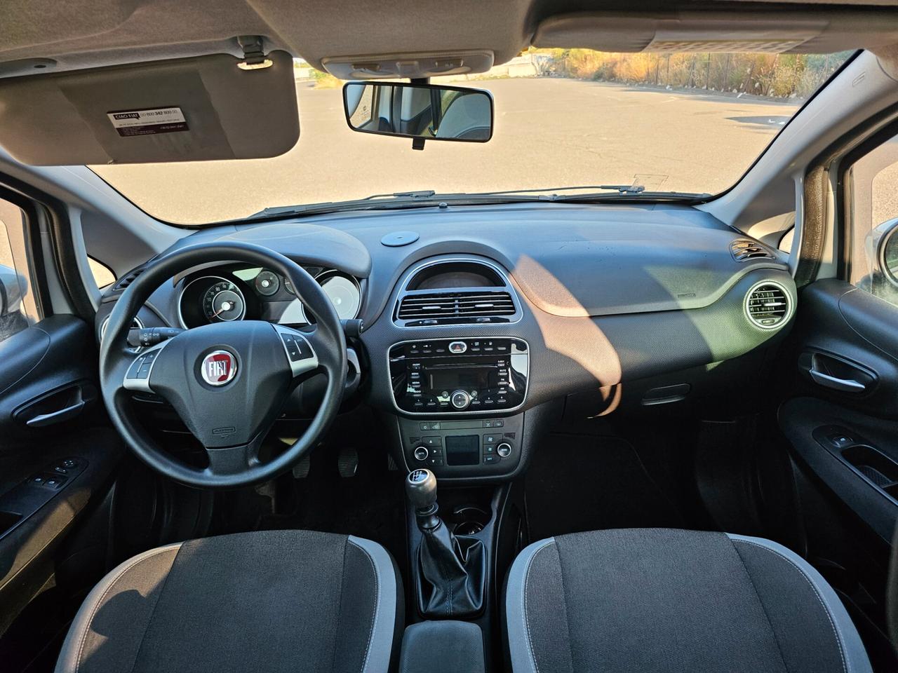 Fiat Punto 1.4 8V 77cv 5 porte Natural Power Lounge Metano originale 2028
