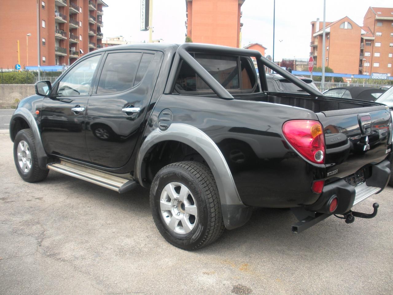 Mitsubishi L200 2.5 DI-D/136CV DC Intense ''SAVANA''
