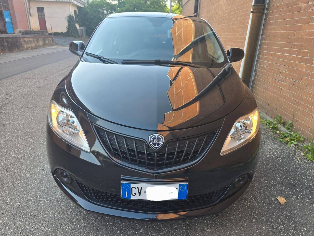 Lancia Ypsilon 1.0 FireFly 5 porte S&S Hybrid Oro