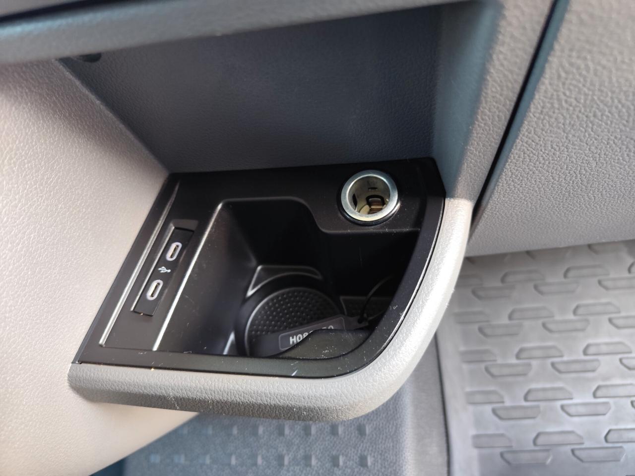 Volkswagen T6.1 Transporter 2.0 TDI 150CV 4Motion-Book Serv.