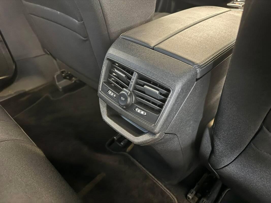 Peugeot 3008 II 1.5 bluehdi Active Pack s&s 130cv eat8