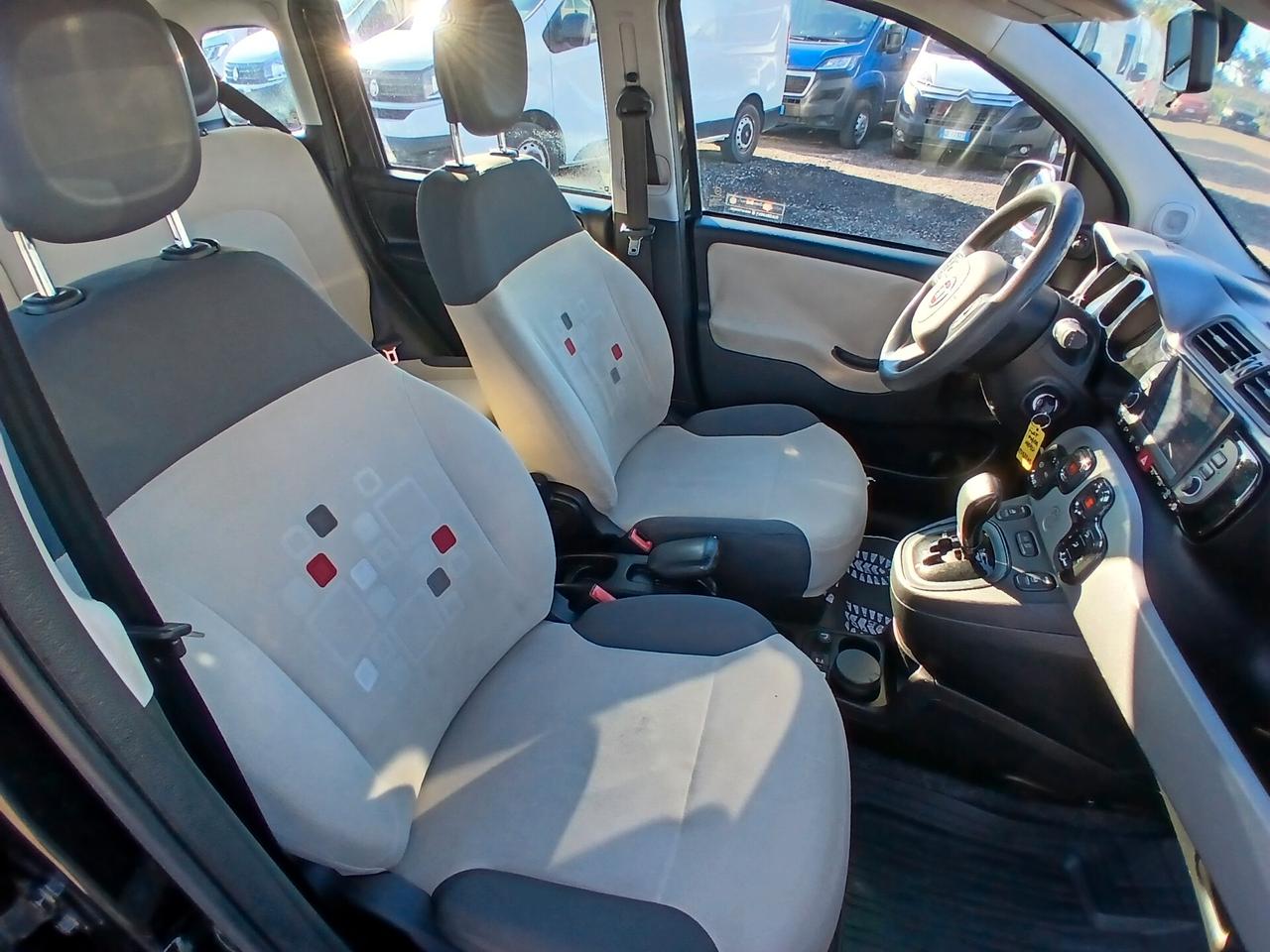 Fiat Panda 0.9 TwinAir Lounge AUTOMATIC