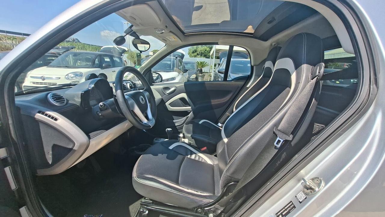 Smart ForTwo 1000 62 kW coupé 2014