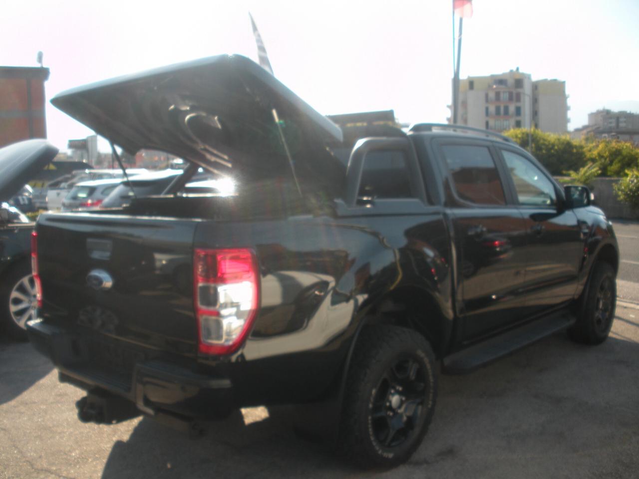 Ford Ranger 3.2 TDCi aut. DC Limited 5 posti PACK-BLACK