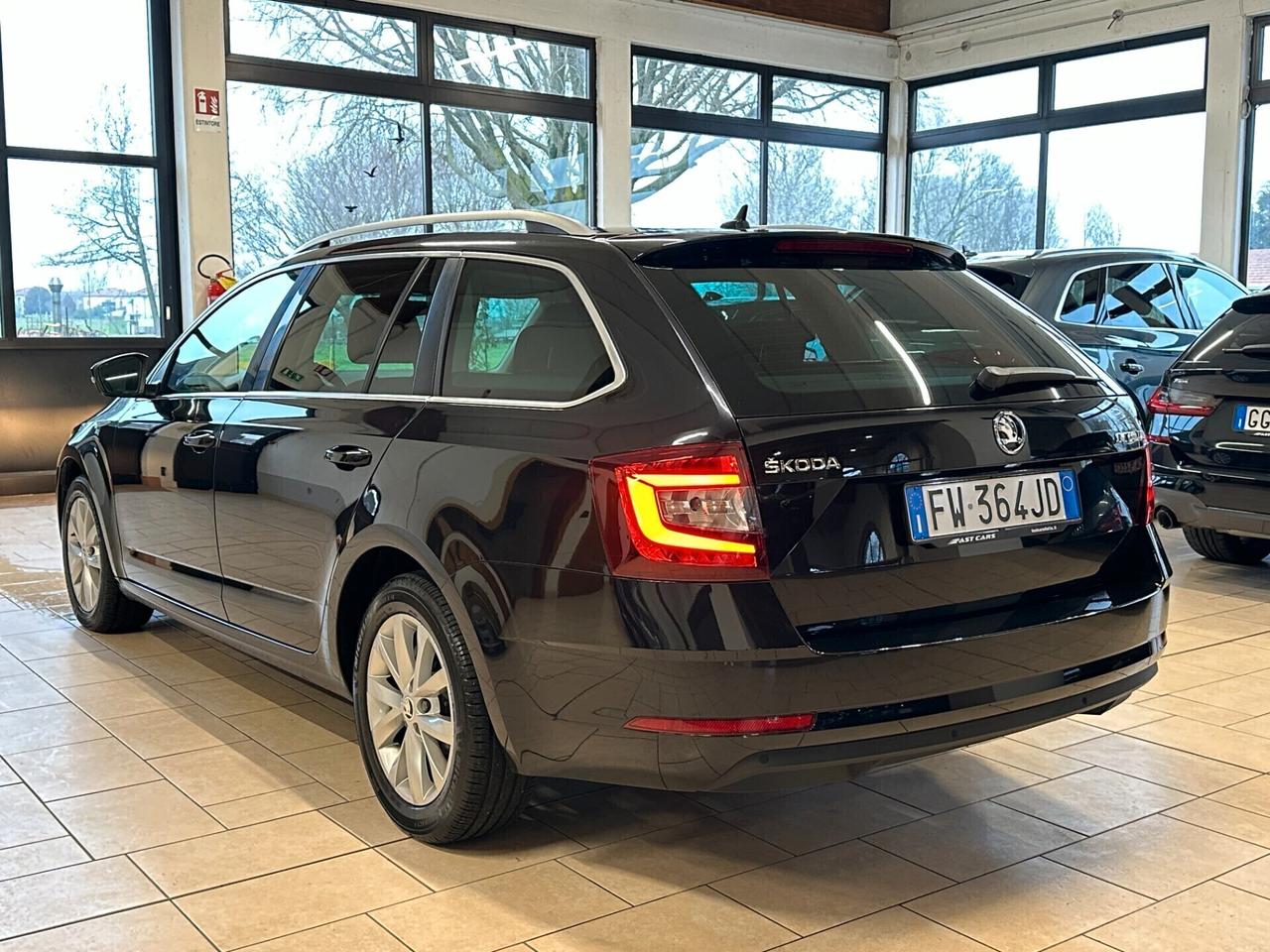 SKODA OCTAVIA 2.0 TDI AMBITION 150cv dsg *CARPLAY*NAVI*CRUISE