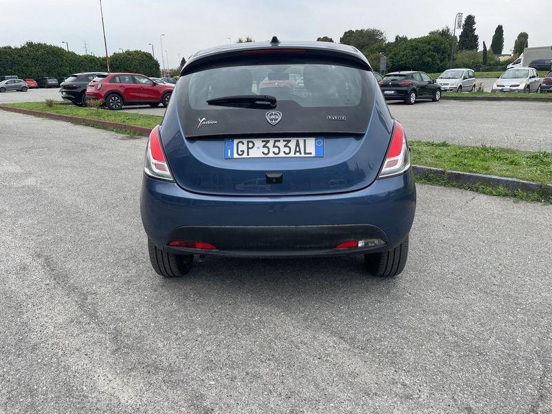 Lancia Ypsilon 1.0 FireFly 5 porte S&S Hybrid Gold Plus