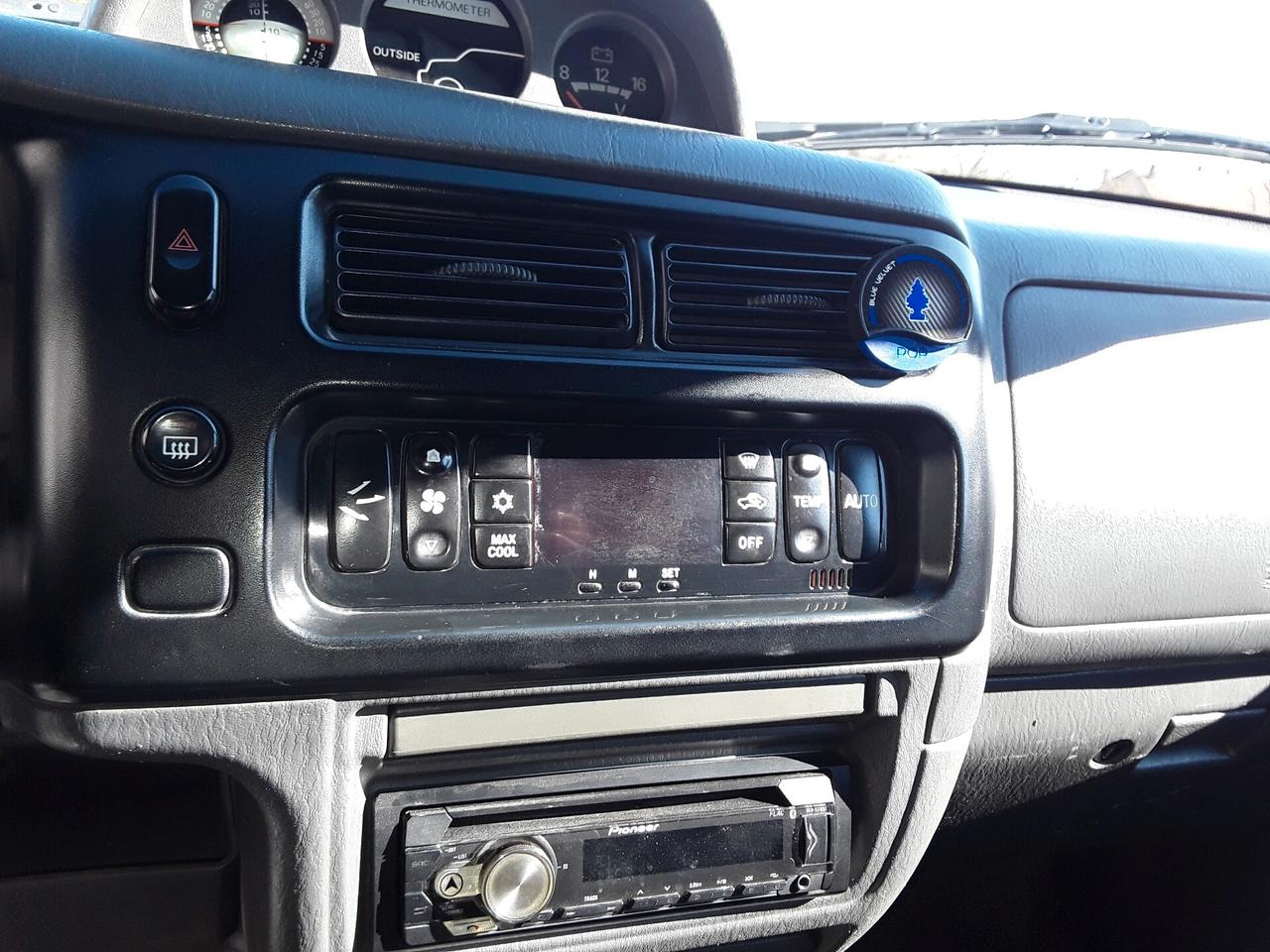 Mitsubishi L200 2.5 TDI 4WD Club Cab Pick-up GLS