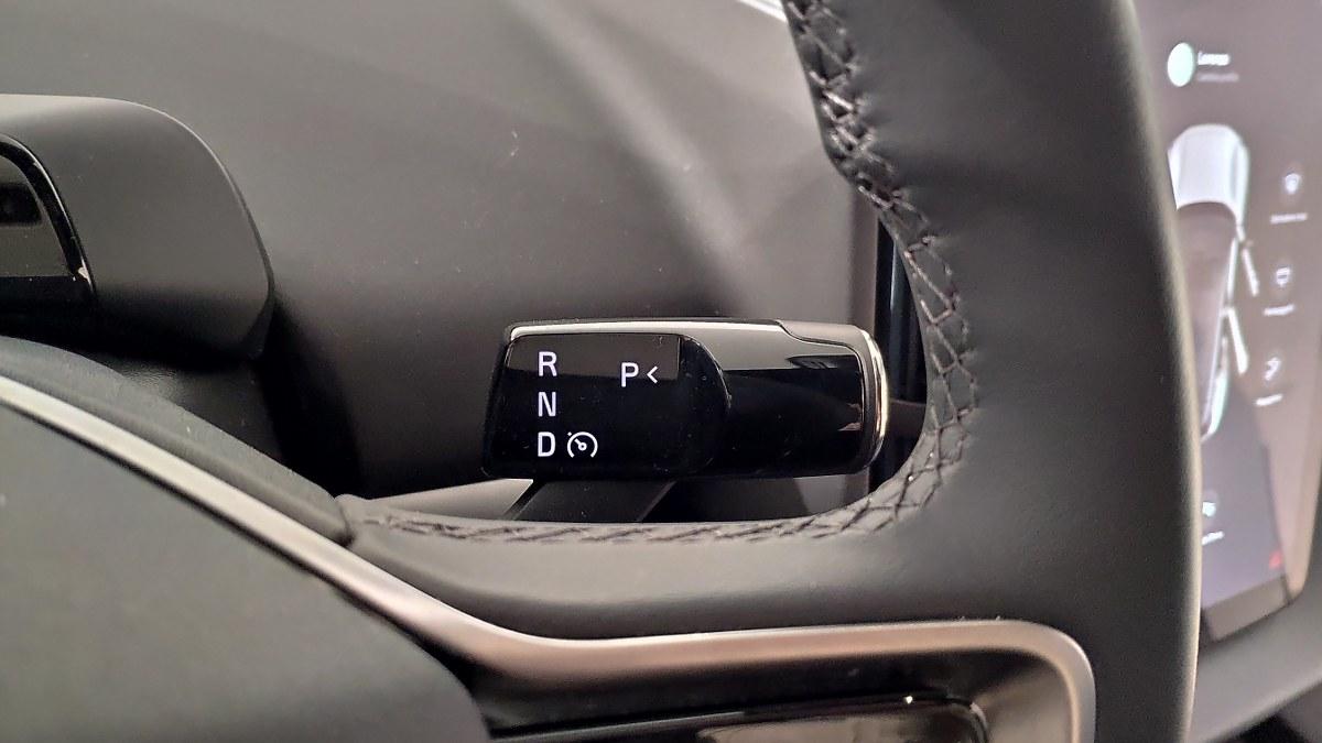 VOLVO Ex30 Single Motor Extended Range Rwd Plus