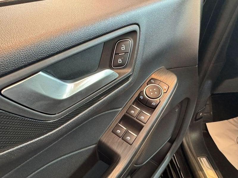 Ford Kuga 2.5 Plug In Hybrid 225 CV CVT 2WD ST-Line