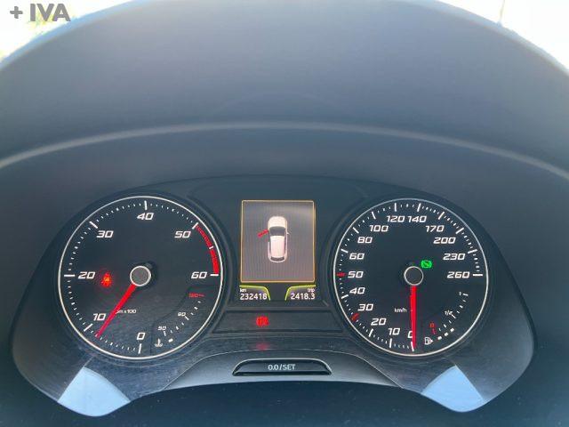 SEAT Leon 1.6 TDI 105 CV DSG 5p