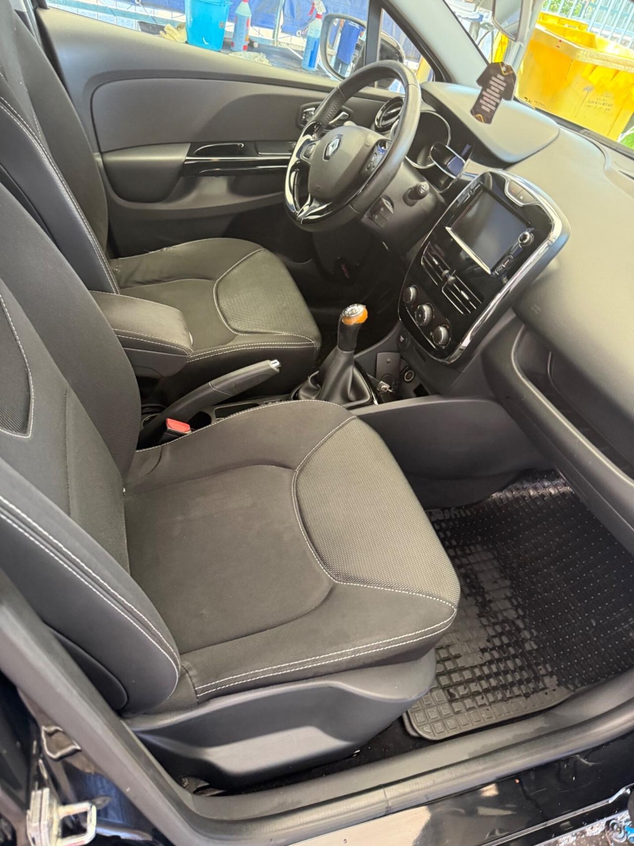 Renault Clio 1.5 dCi 8V 75CV 5 porte Live