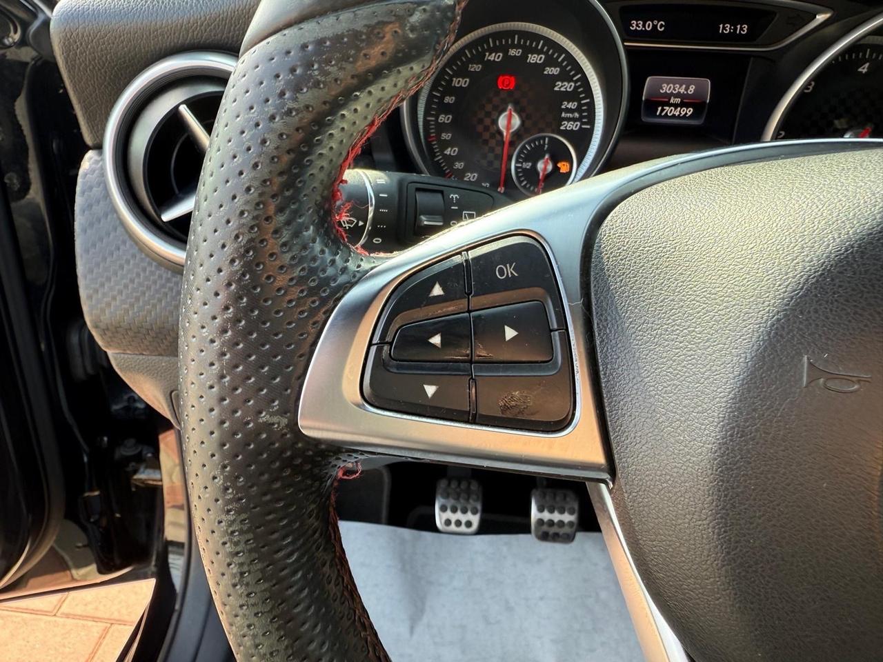 Mercedes-benz A 200d Premium AMG UNICO PROPRIETARIO