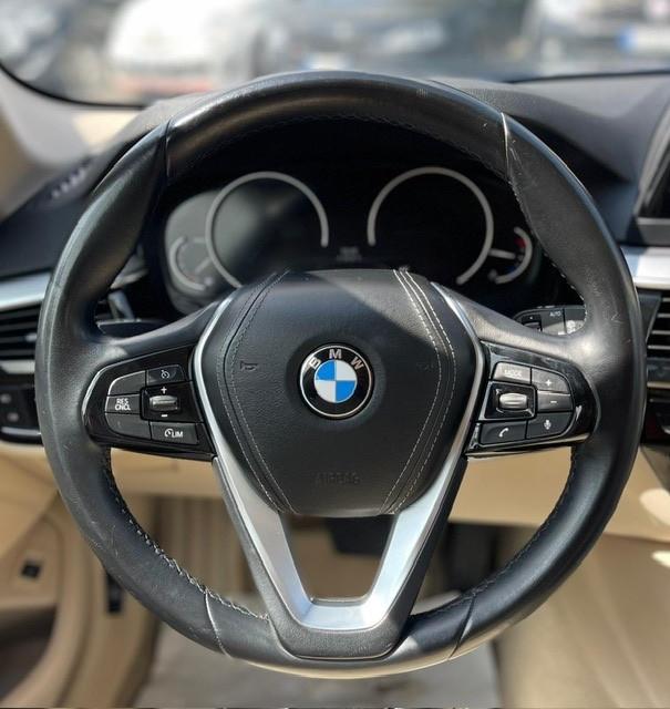 Bmw 520 520d xDrive Touring Luxury