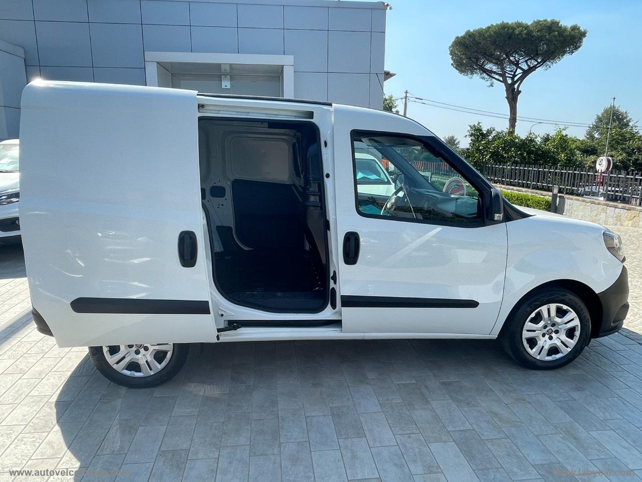 FIAT Doblò 1.6 MJT 105CV PC-TN Cargo Lounge 3 POSTI