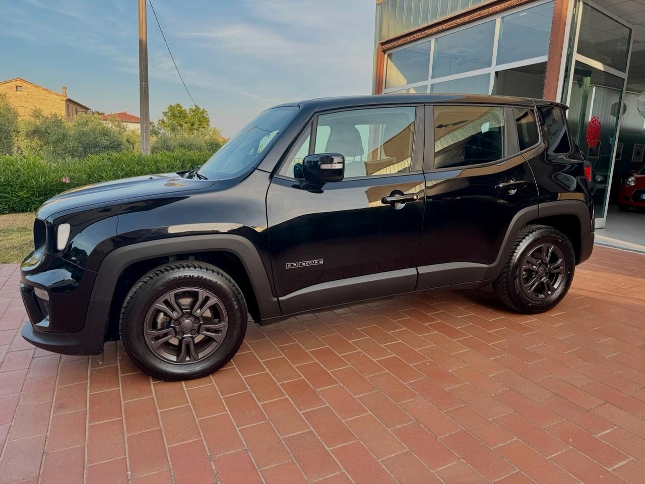 Jeep Renegade 1.6 Mjt TOTAL BLACK soli 72000 KM da 180mese