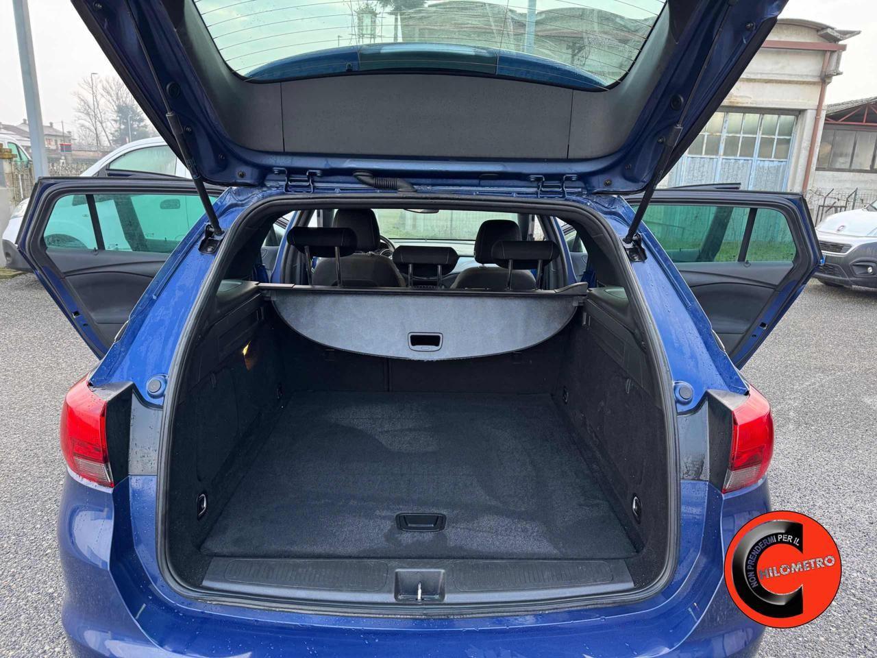 Opel Astra 1.2 Turbo 110 CV-SENSORI ANT/POST-CRUISE-CERCHI 17