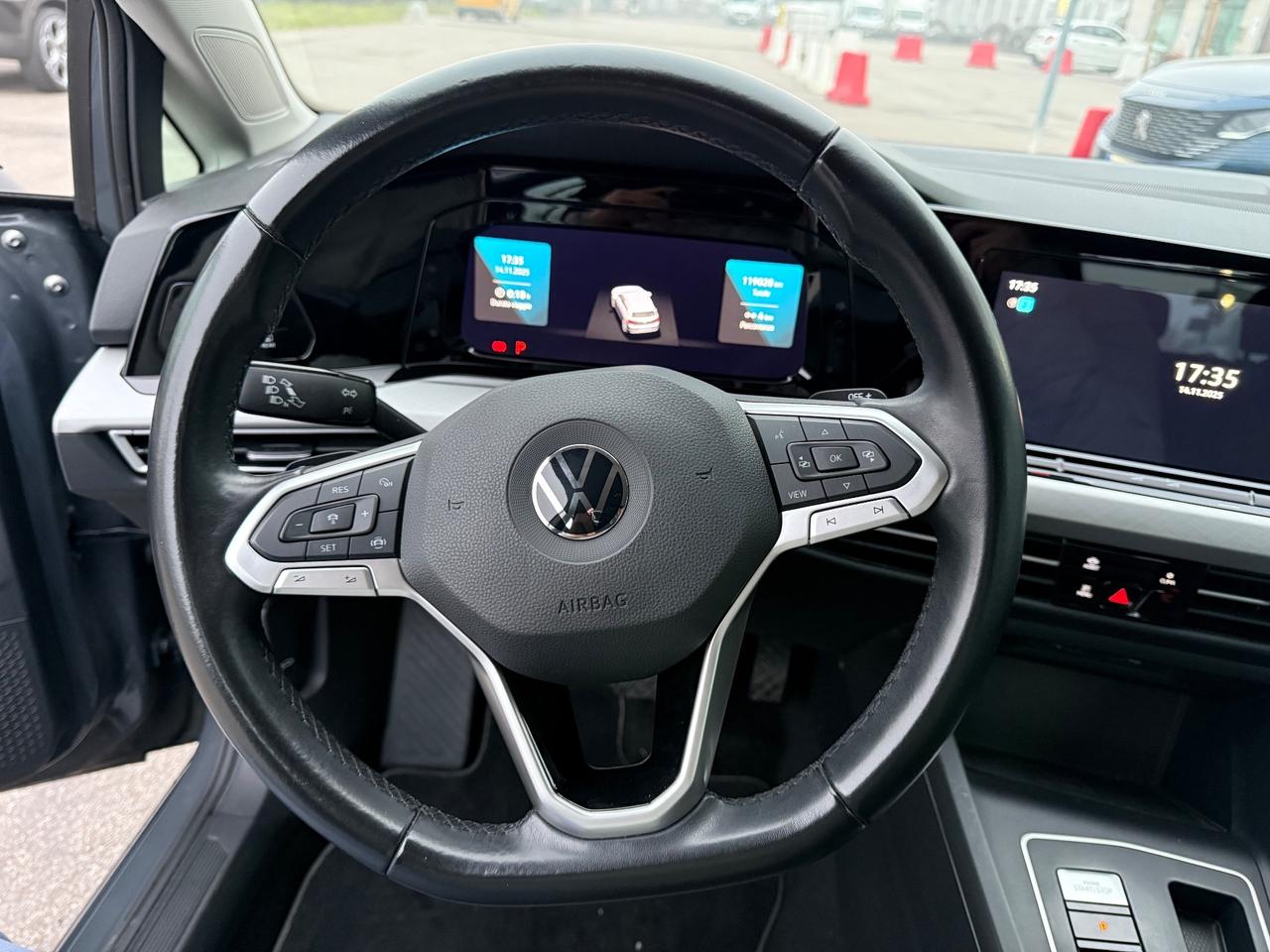 Volkswagen Golf 2.0 150 CV DSG SCR Life