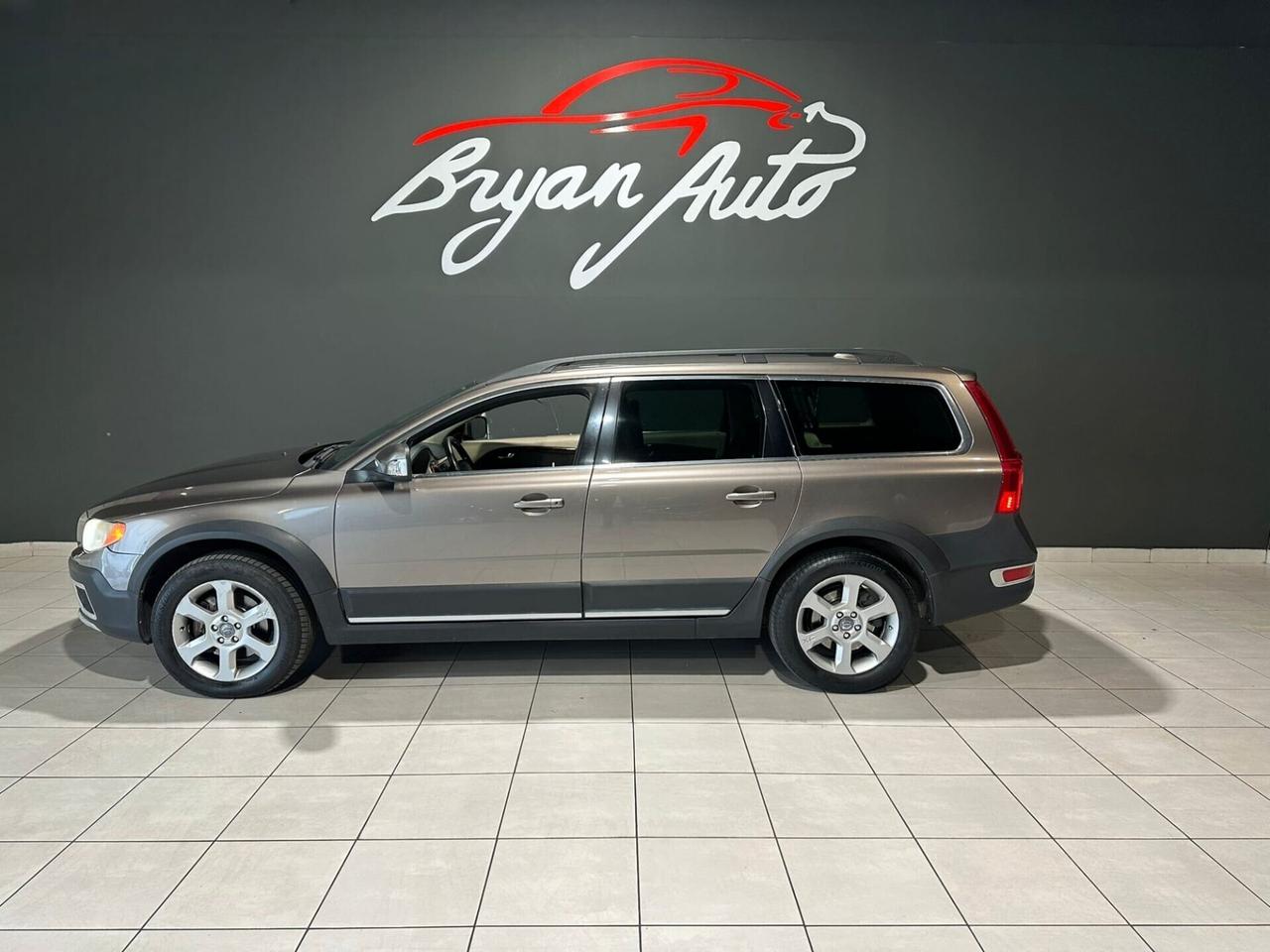 Volvo XC70 D5 AWD Summum
