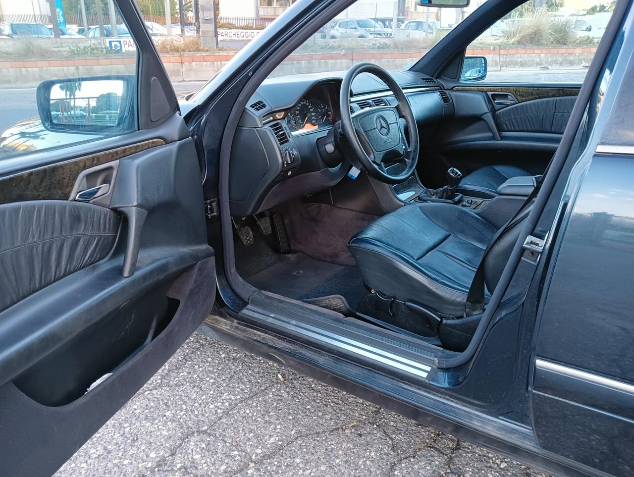 Mercedes-benz E 250 E 250 turbodiesel cat Avantgarde