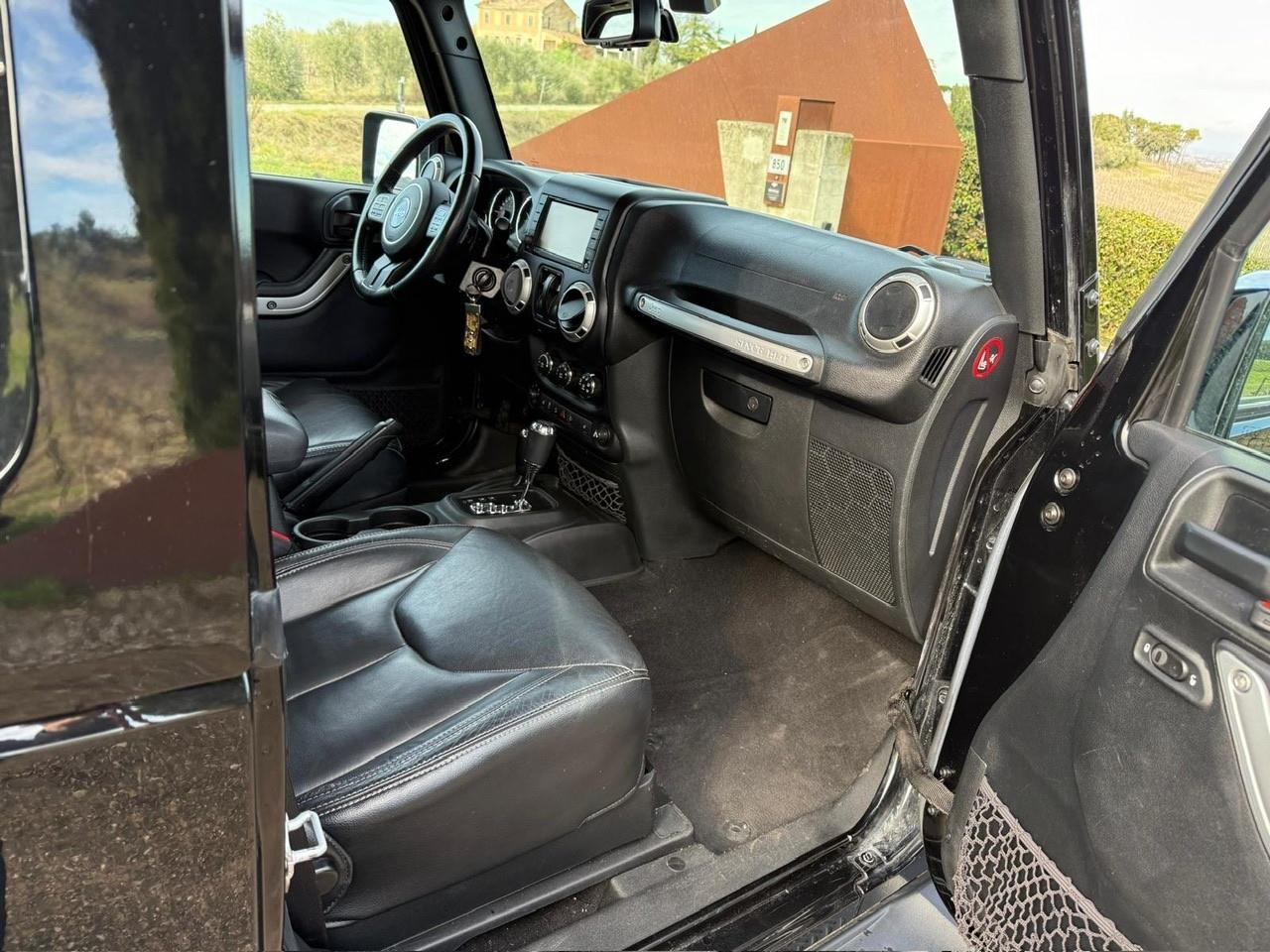 Jeep Wrangler 2.8 CRD DPF Sahara Auto